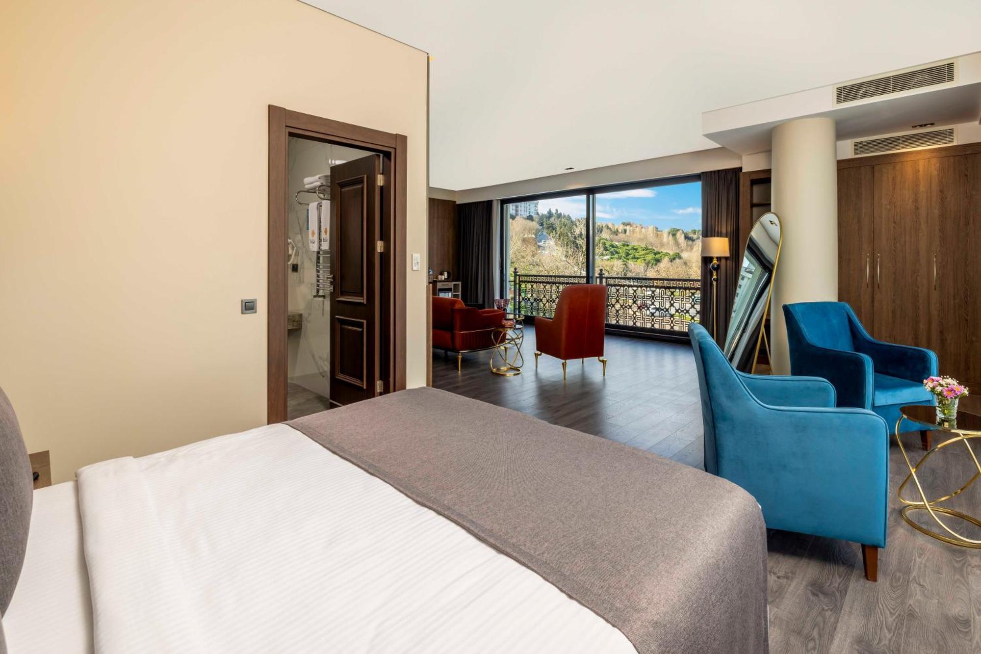 Ezkar Bathonea Art Istanbul Hotel ภายนอก รูปภาพ