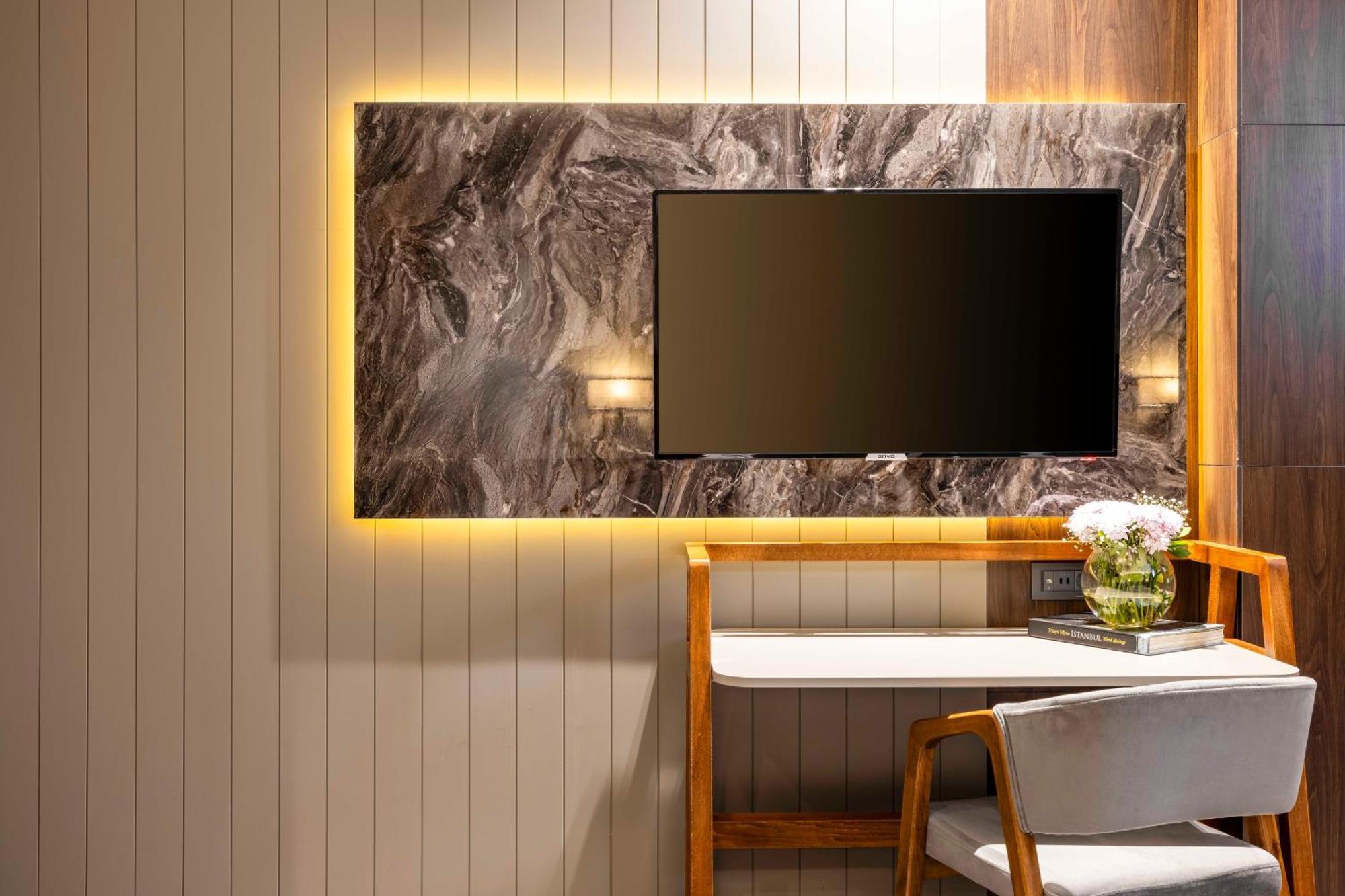 Ezkar Bathonea Art Istanbul Hotel ภายนอก รูปภาพ