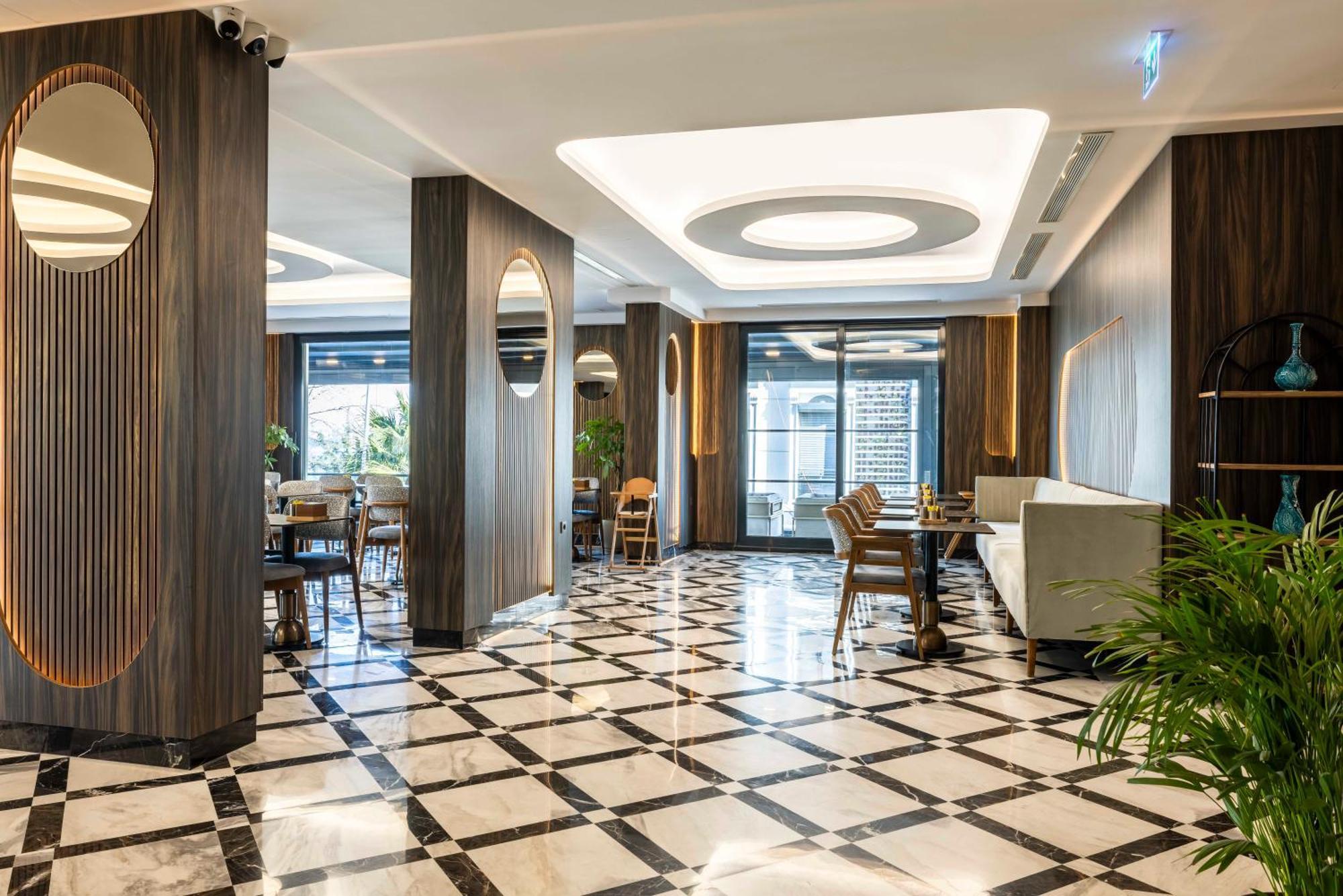 Ezkar Bathonea Art Istanbul Hotel ภายนอก รูปภาพ