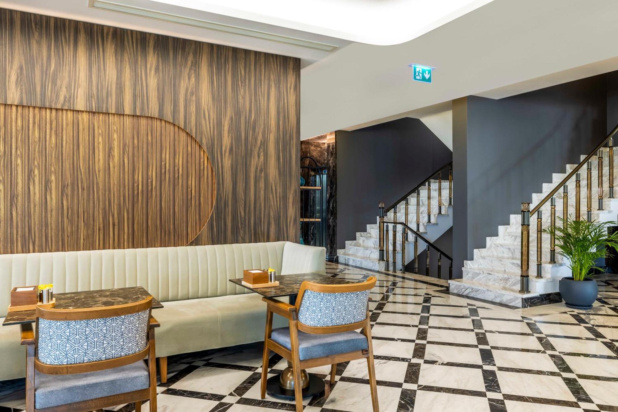 Ezkar Bathonea Art Istanbul Hotel ภายนอก รูปภาพ